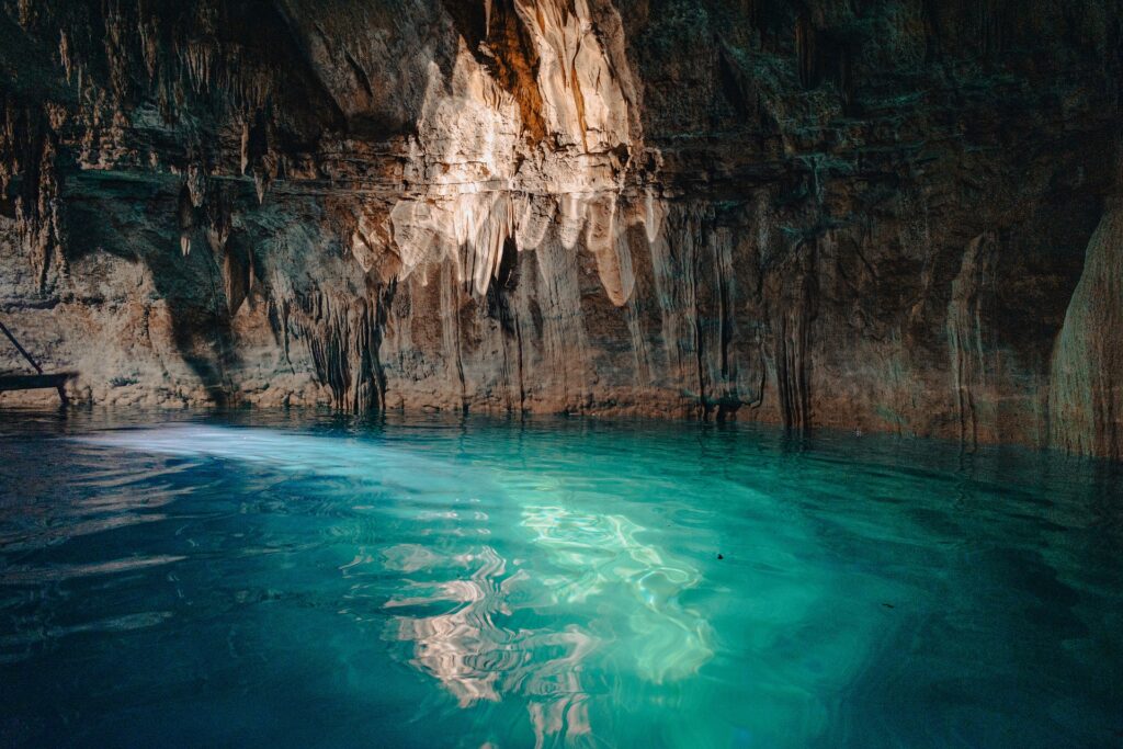 Cleaning the Planet: Natural Water Filtration Underground aquifer